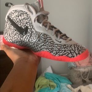 USED PRM Elephant print sneakers